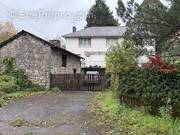 Maison à SAINT-MAMET-LA-SALVETAT