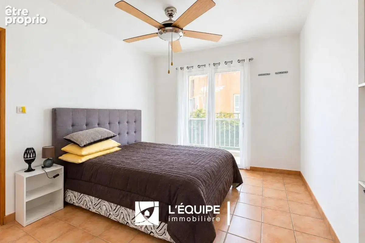 Maison 4 pièces 129 m² à vendre à Saint-Benoit (97470) - photo 5