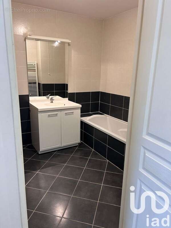 Photo 8 - Appartement à LA VERPILLIERE