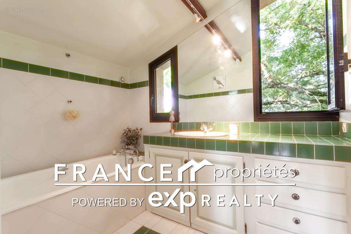 Maison à SALIES-DU-SALAT