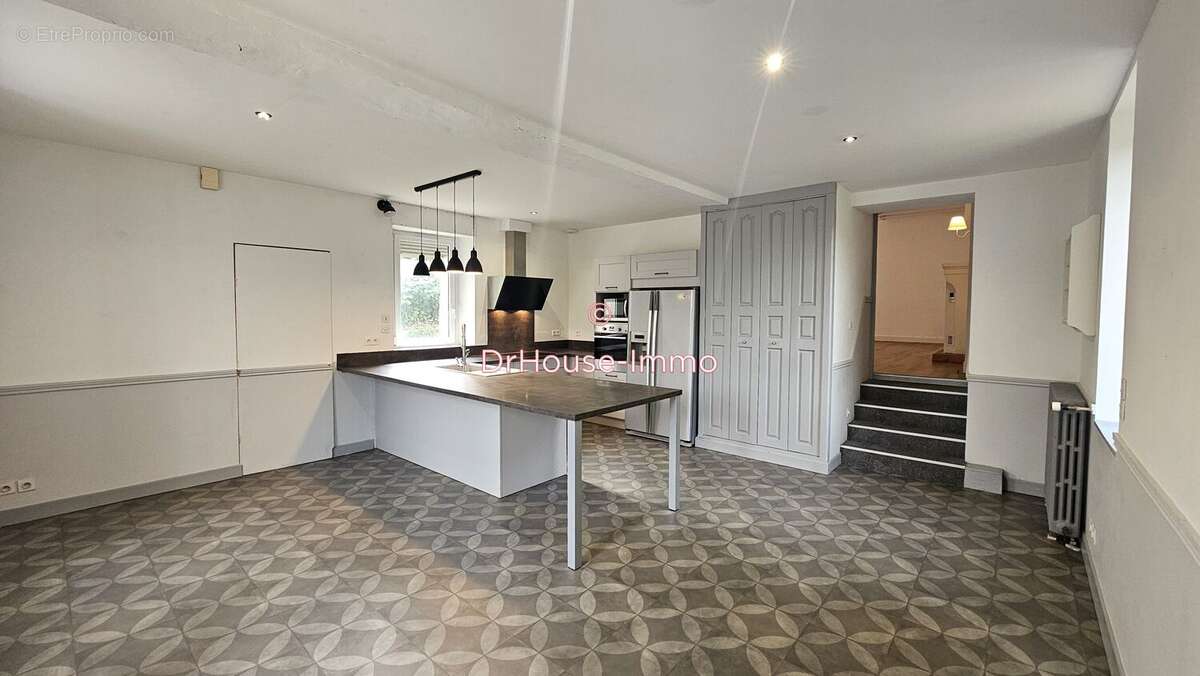 Maison 150 m² à Teloche  - photo 11
