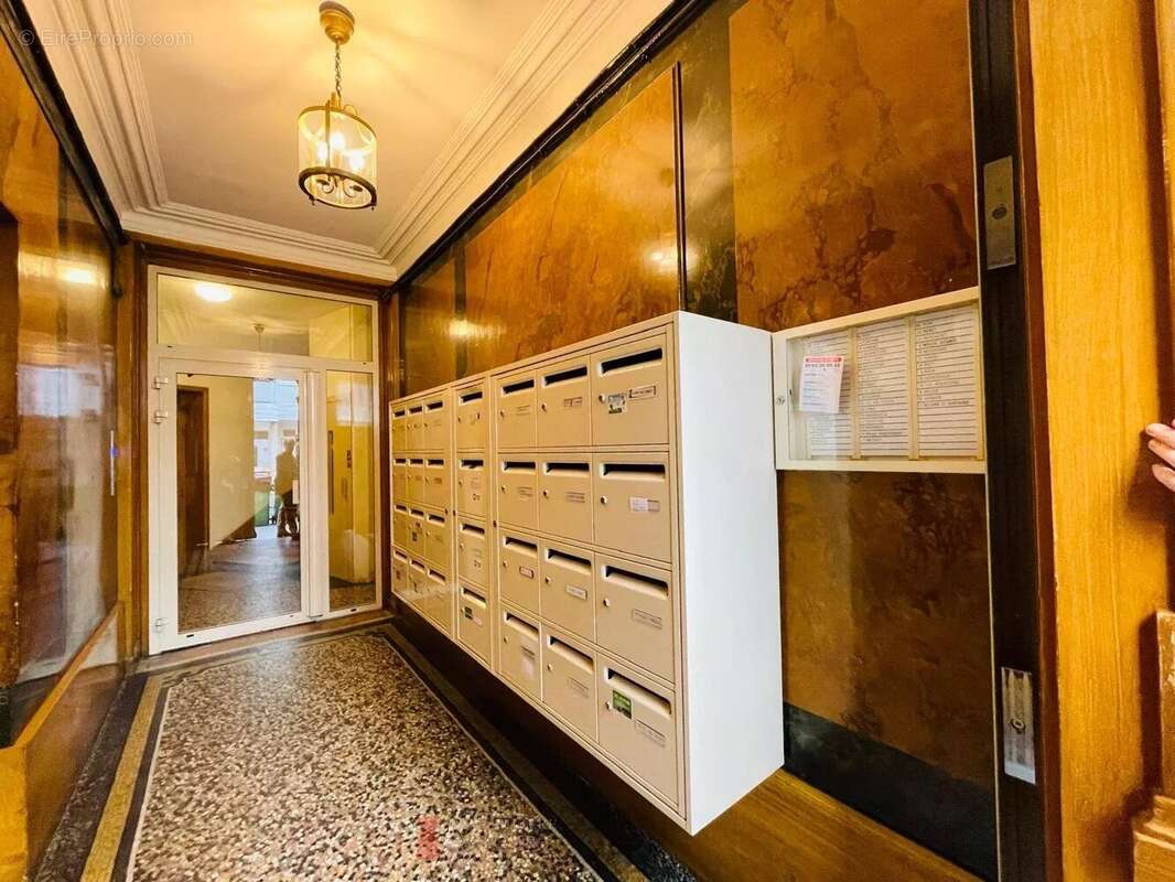 Appartement à PARIS-11E