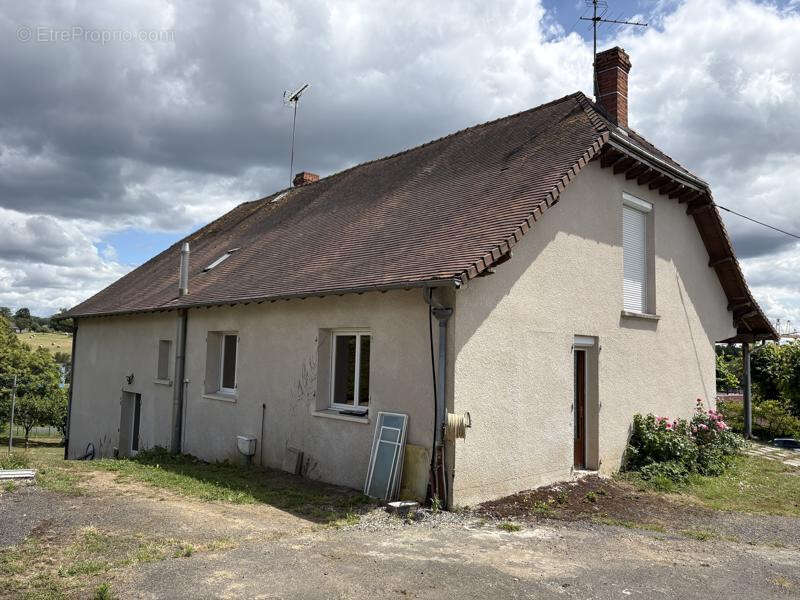 Maison à LUBERSAC