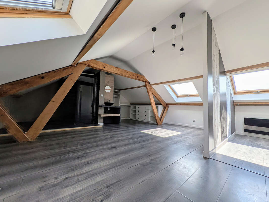 Maison à JARVILLE-LA-MALGRANGE