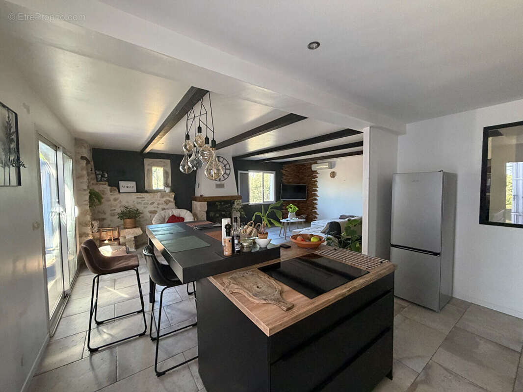 ARLES  : Maison d'exception sur un  terrain 4500m² - photo 5