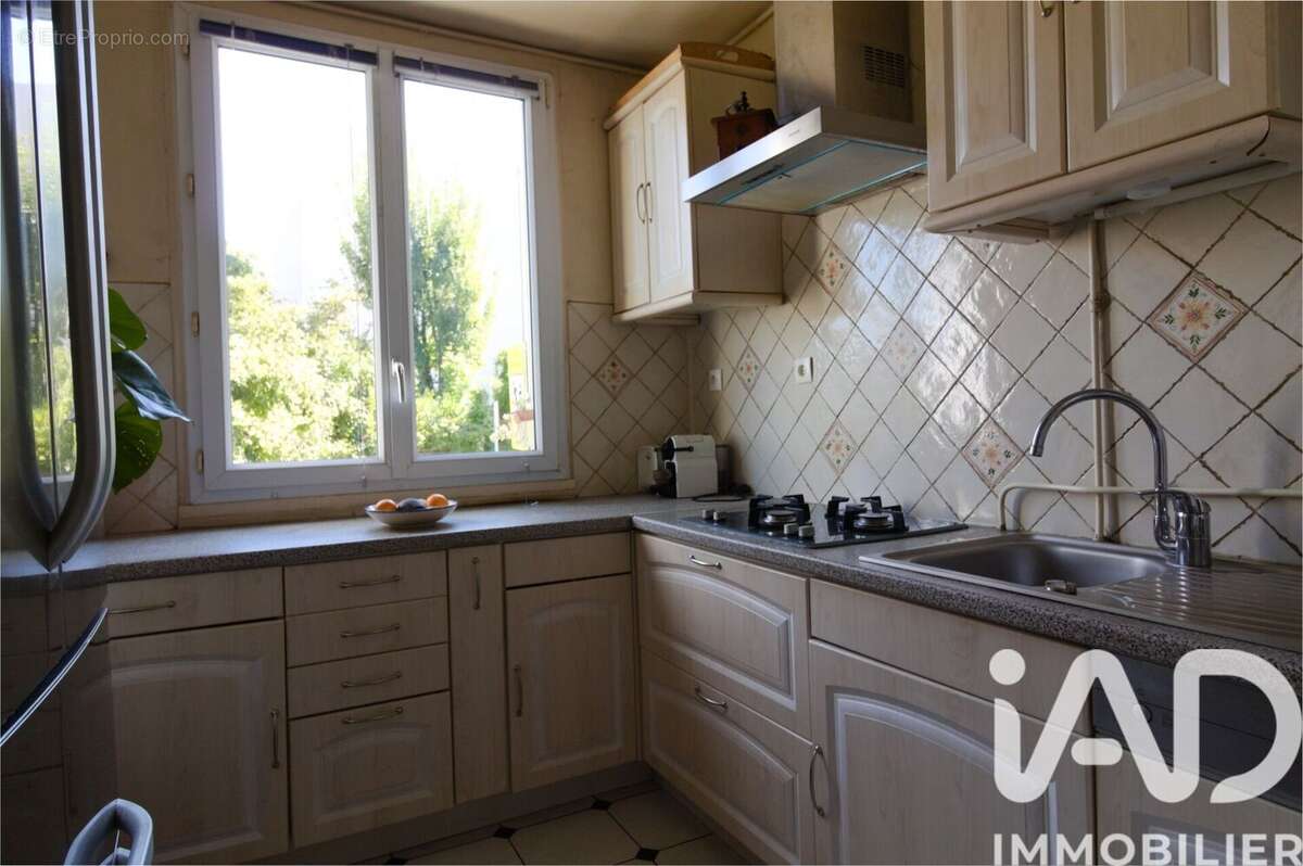 Photo 3 - Appartement à LE KREMLIN-BICETRE