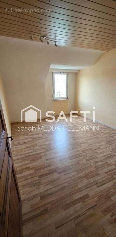 Maison 80 m² à Stiring-Wendel  - photo 4