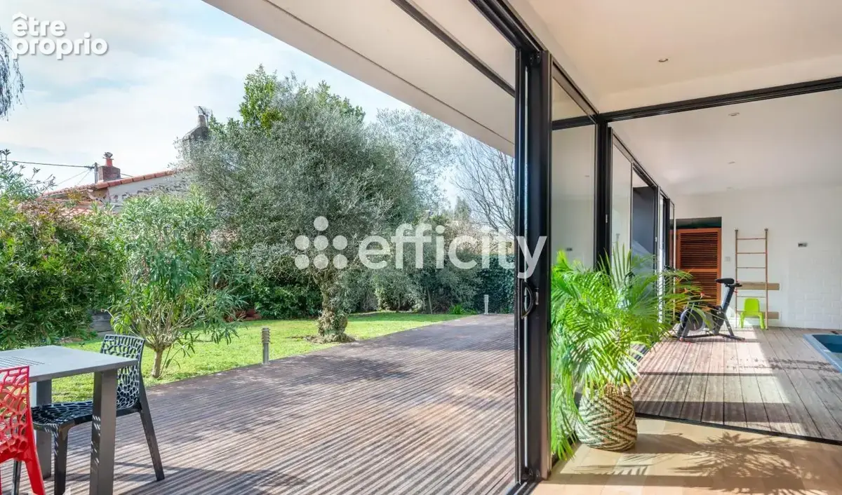 Maison 9 pièces 260 m² à vendre à Saint-Sebastien-Sur-Loire (44230) - photo 4