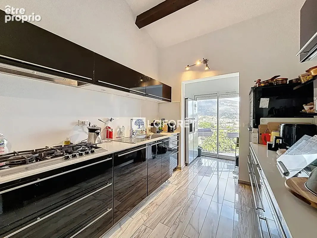 Maison de standing de 128m² avec vue mer exceptionnelle et piscine - photo 8