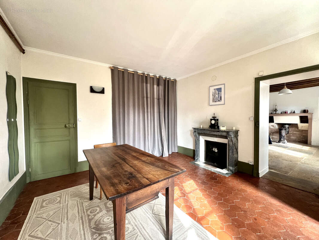 Maison à MARSANNAY-LA-COTE