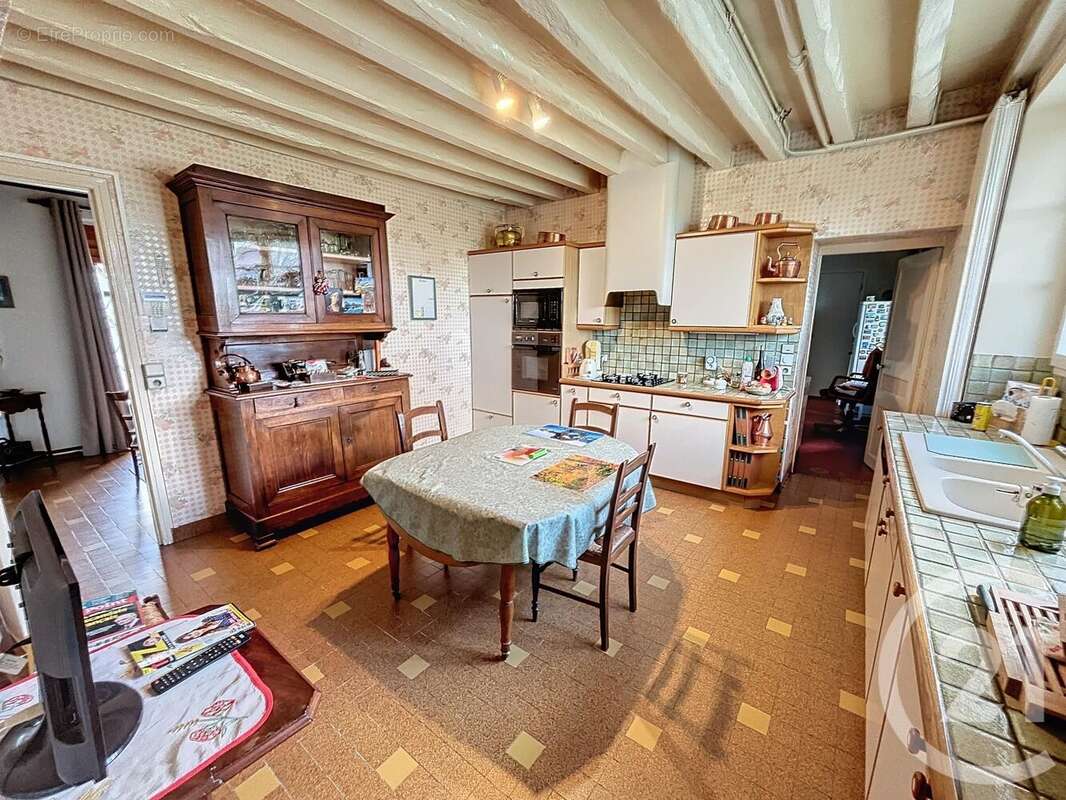 Maison à SAINT-LOUP-DE-NAUD