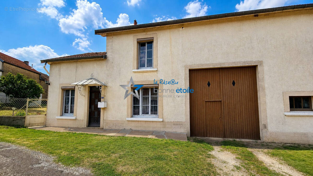 Maison à CHAMPIGNY-LES-LANGRES