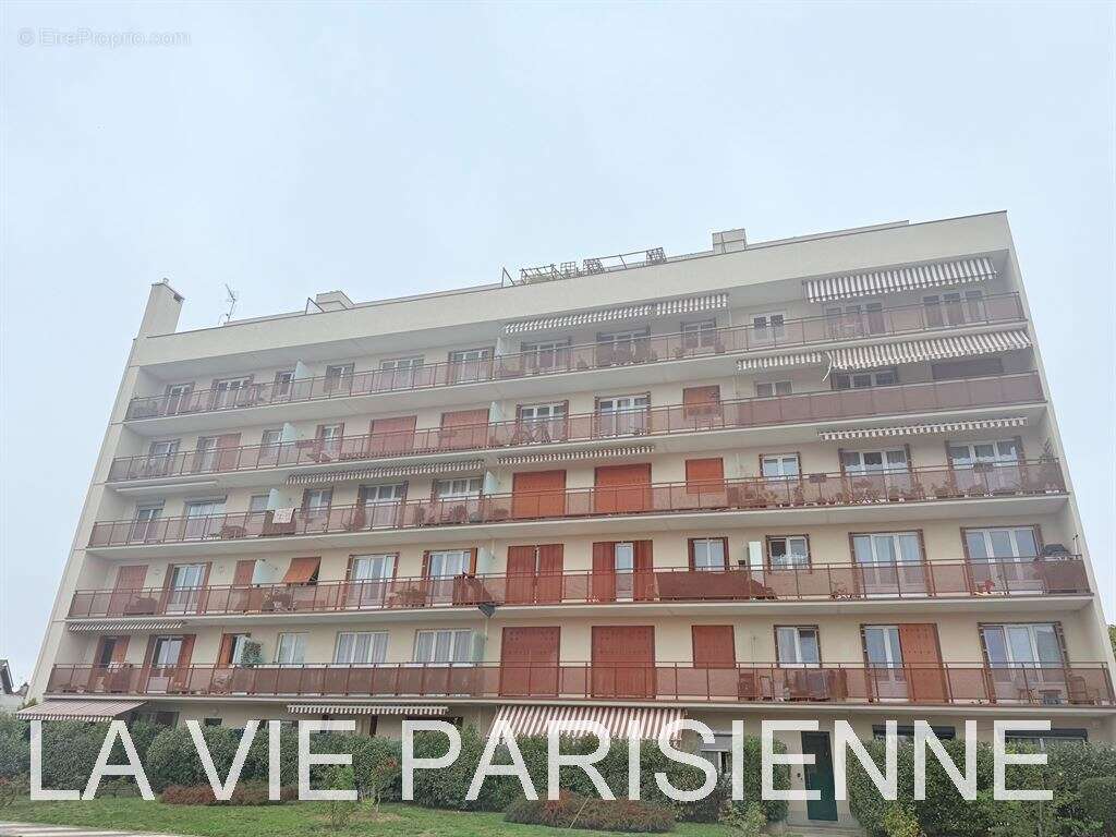 Appartement à STAINS