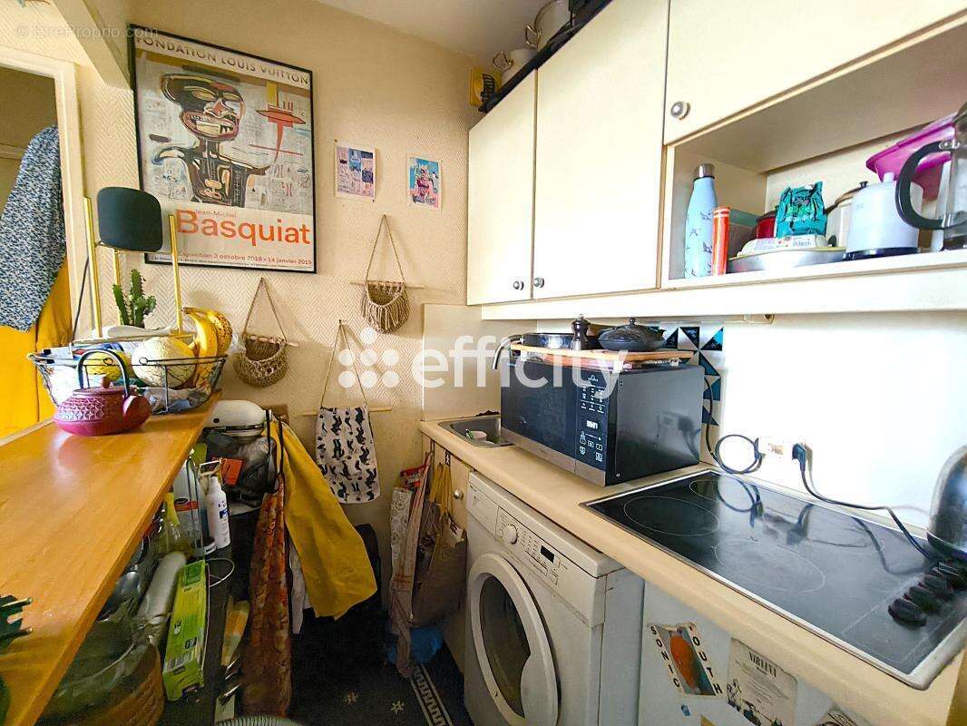 Appartement à PARIS-19E