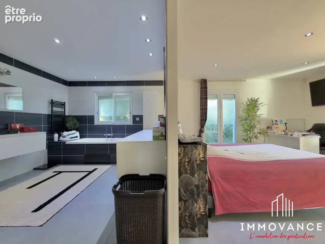 Maison 6 pièces 203 m² à vendre à Castries (34160) - photo 9