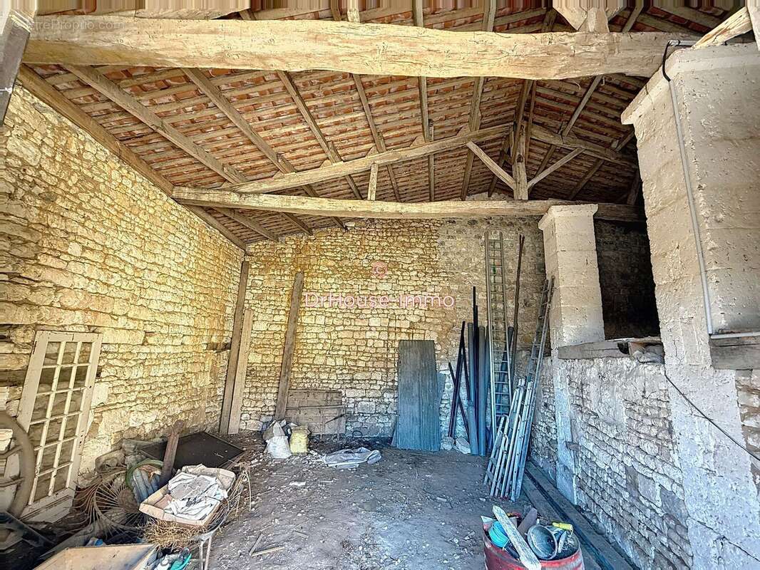 Autre à SOYAUX
