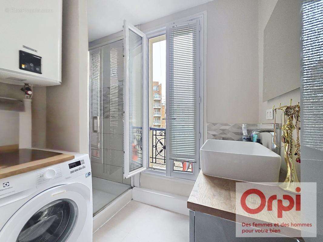 Appartement à ISSY-LES-MOULINEAUX