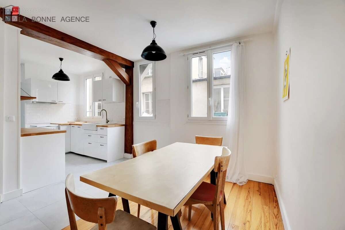 Appartement à PARIS-11E