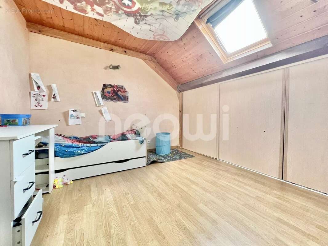 Maison à SAINT-HILAIRE-LA-CROIX