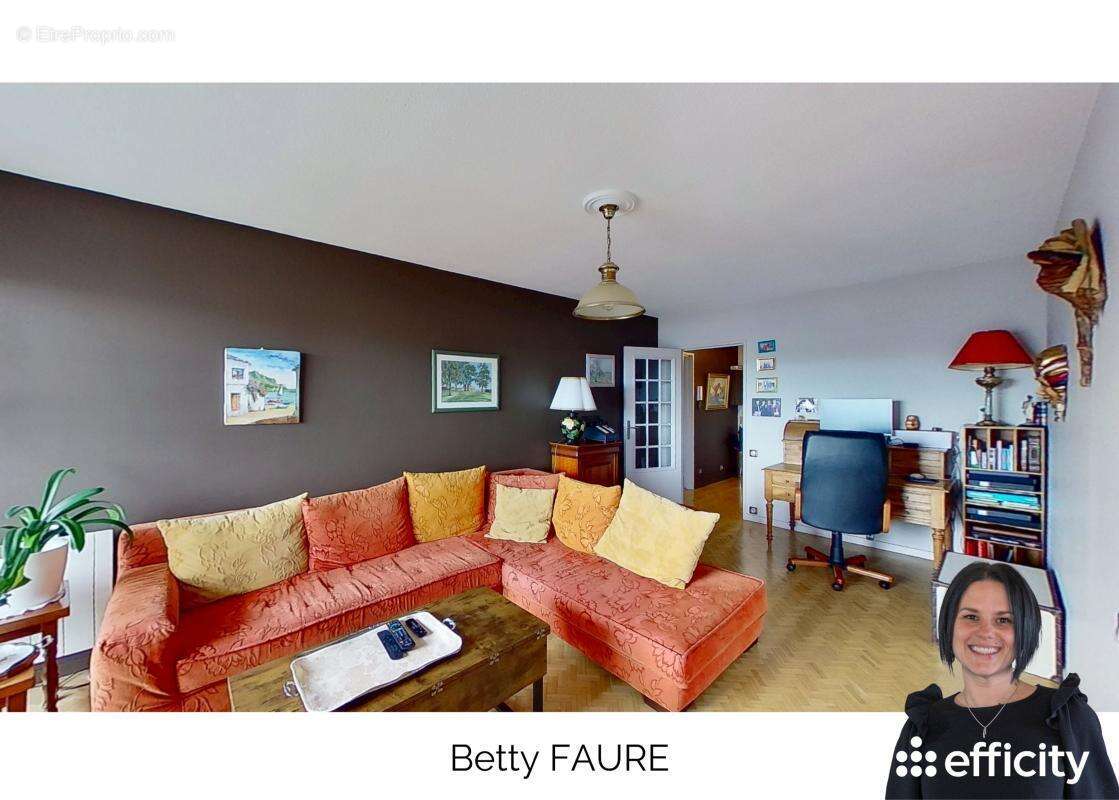 Appartement à SAINT-ETIENNE