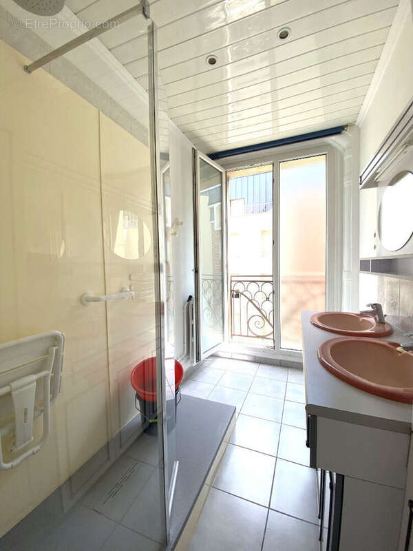 Appartement Clichy 2/3 pièce(s) 60 m2 - photo 13