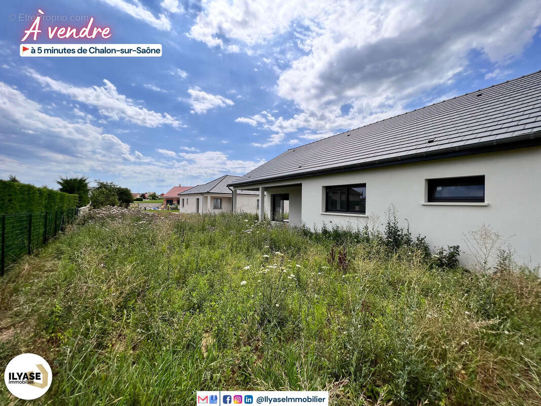 Maison neuve  Bel espace de vie  4 CH  680 m2 - photo 4