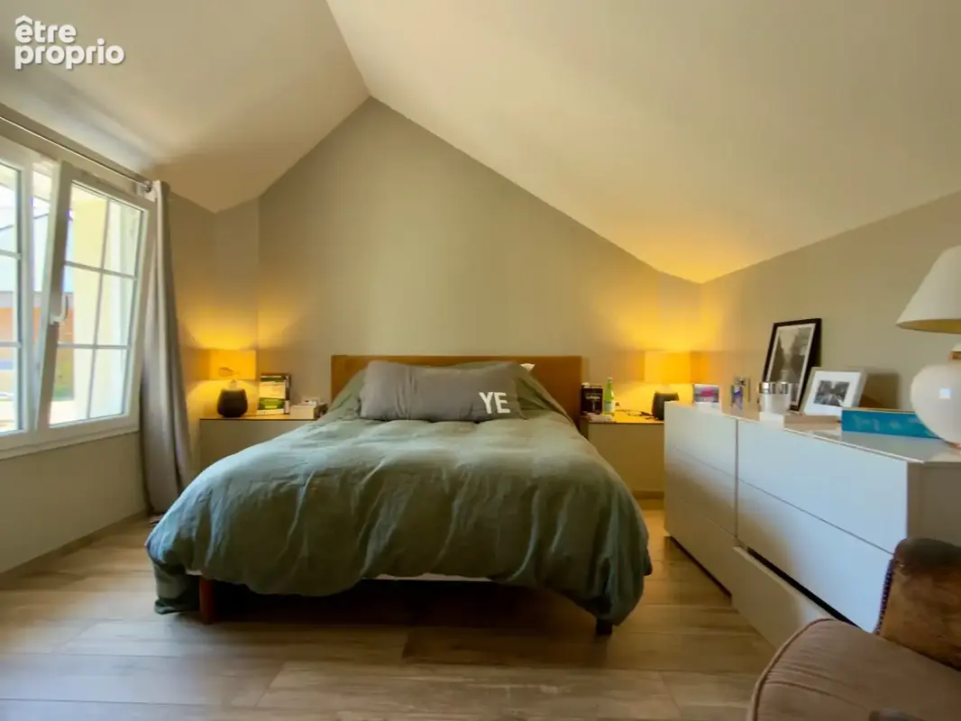 VARENNES SUR LOIRE, Longère rénovée de 134m² habitables / 151m² utiles avec garage et jardin - photo 13