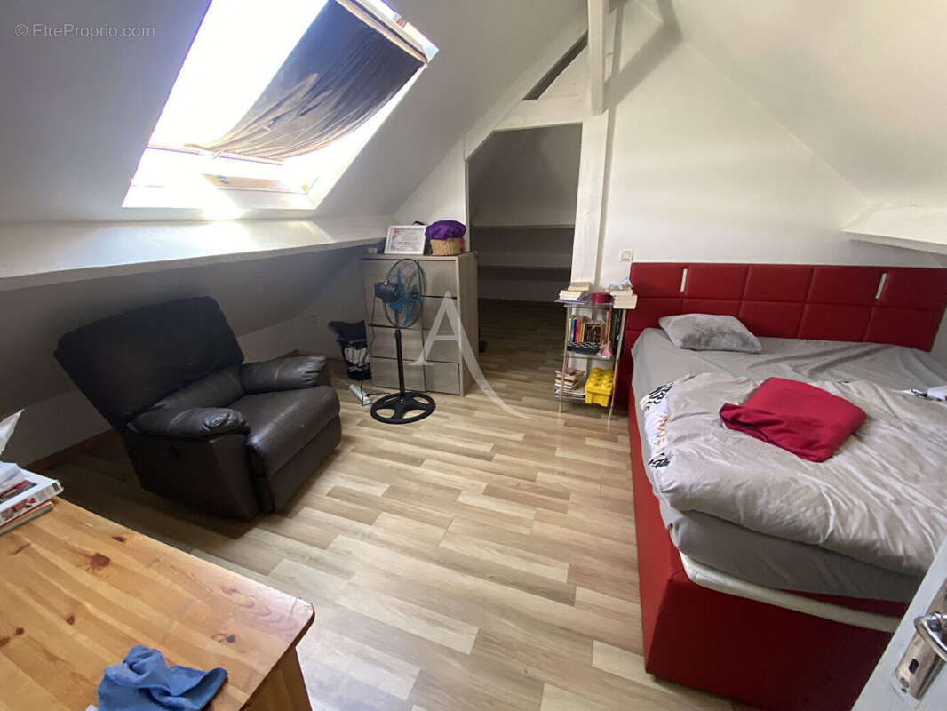 Maison Drancy 4 pièce(s) 80.73 m2 (105m2 au sol) en copropriété avec 100m2 terrain environ - photo 12