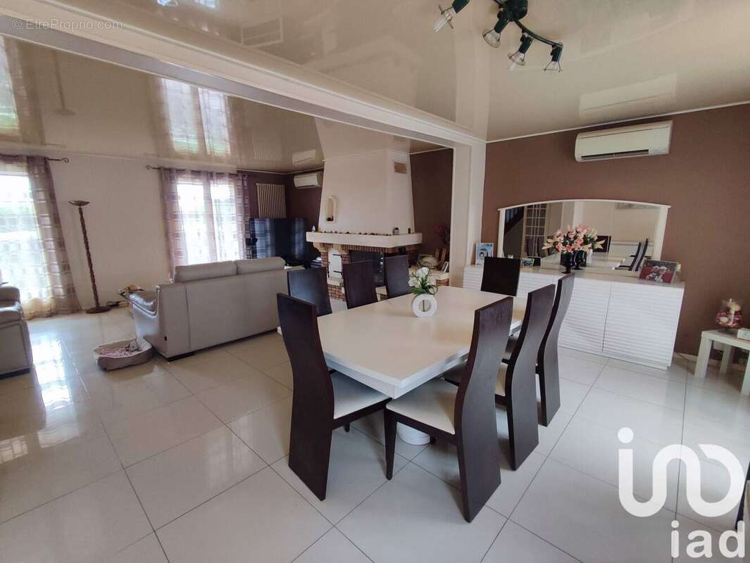 Photo 5 - Maison à LA CHAPELLE-GAUTHIER