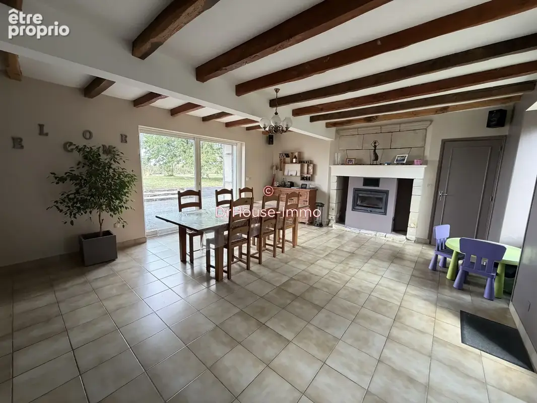 Maison 189 m² à Thurageau  - photo 6