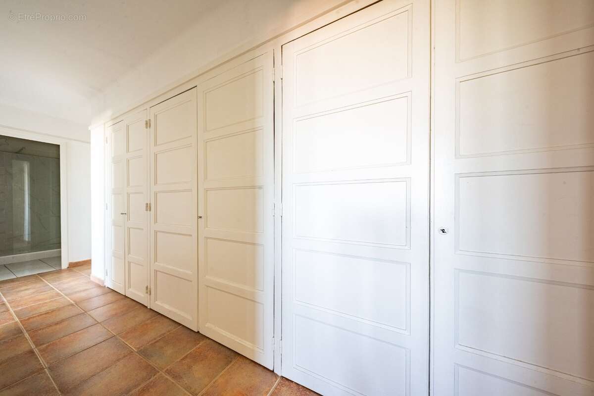 Appartement à vendre 5 pièces DIJON (21) de 95 m² avec grand balcon, cave et garage - photo 10