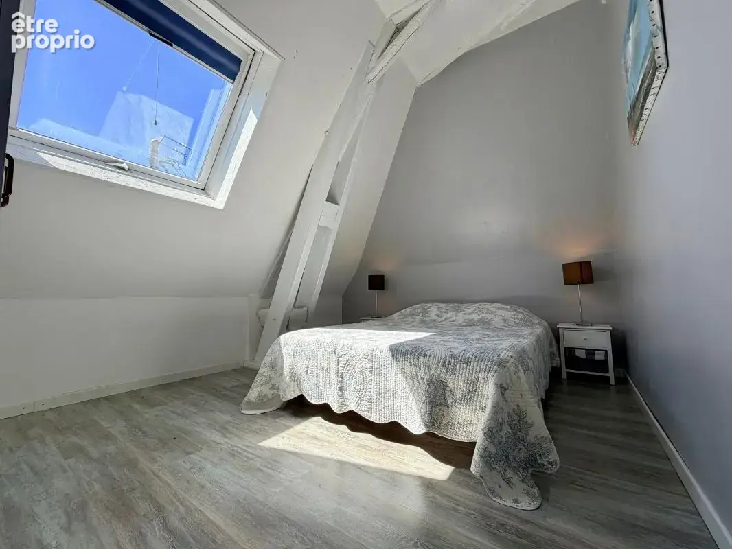 Trois maisons en pierre, piscine et étang - photo 23