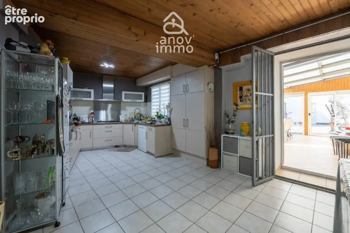 Maison 5 pièces 168m2 avec piscine sur une parcelle de 410m2 - photo 12