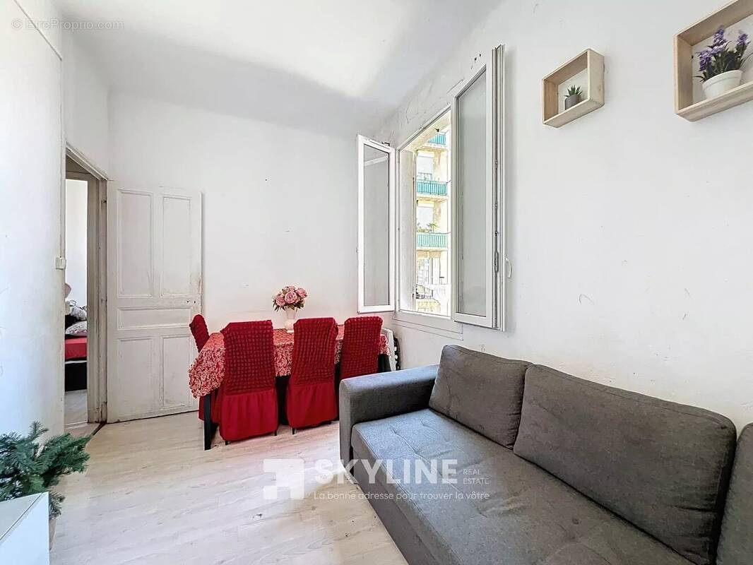 Appartement à MARSEILLE-3E