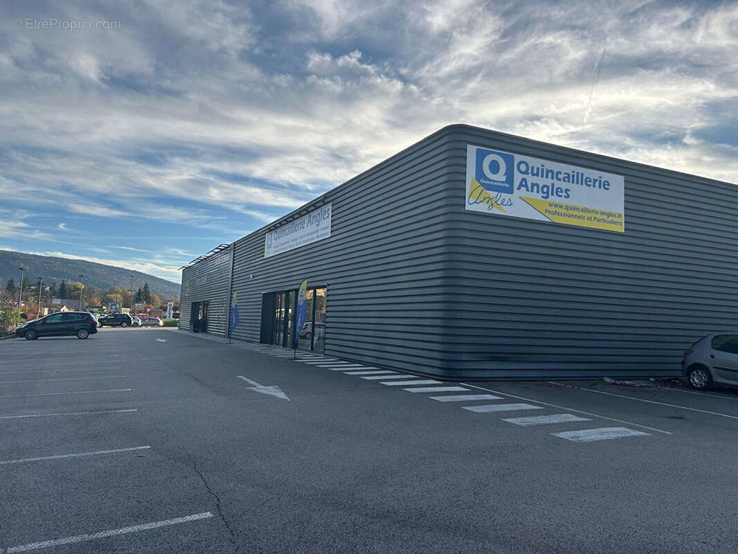 Commerce à OYONNAX