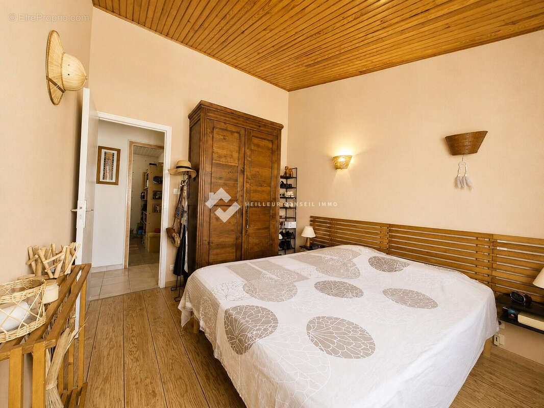 Maison 188 m² à Millas  - photo 7
