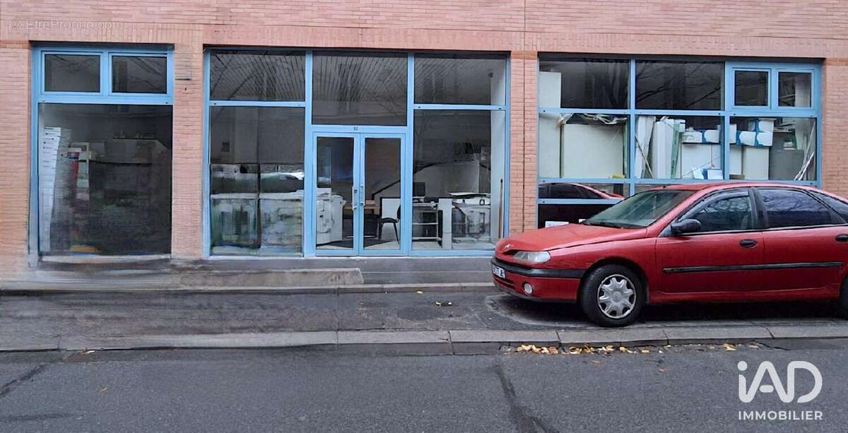 Photo 3 - Commerce à SAINT-DENIS