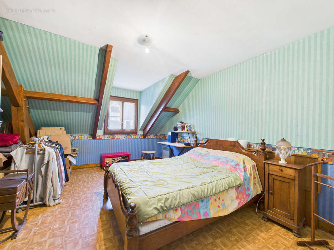 Maison à SARTROUVILLE