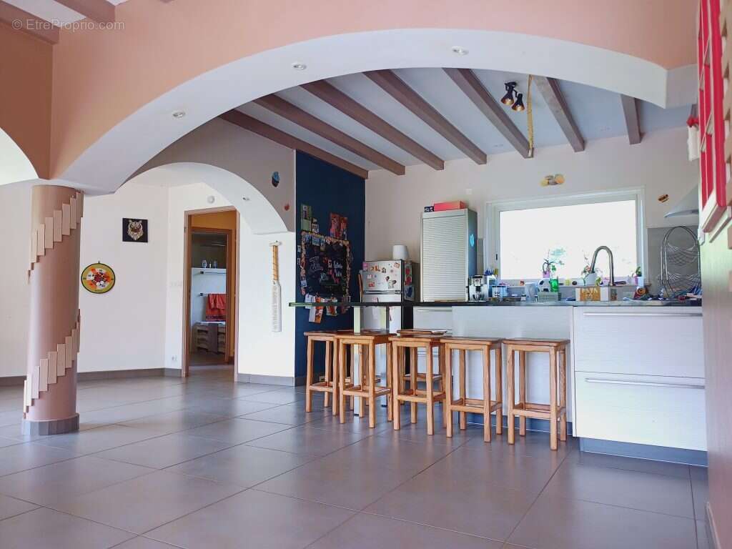 A VENDRE –Maison individuelle -  SAINT AMANS SOULT  81240 - photo 3