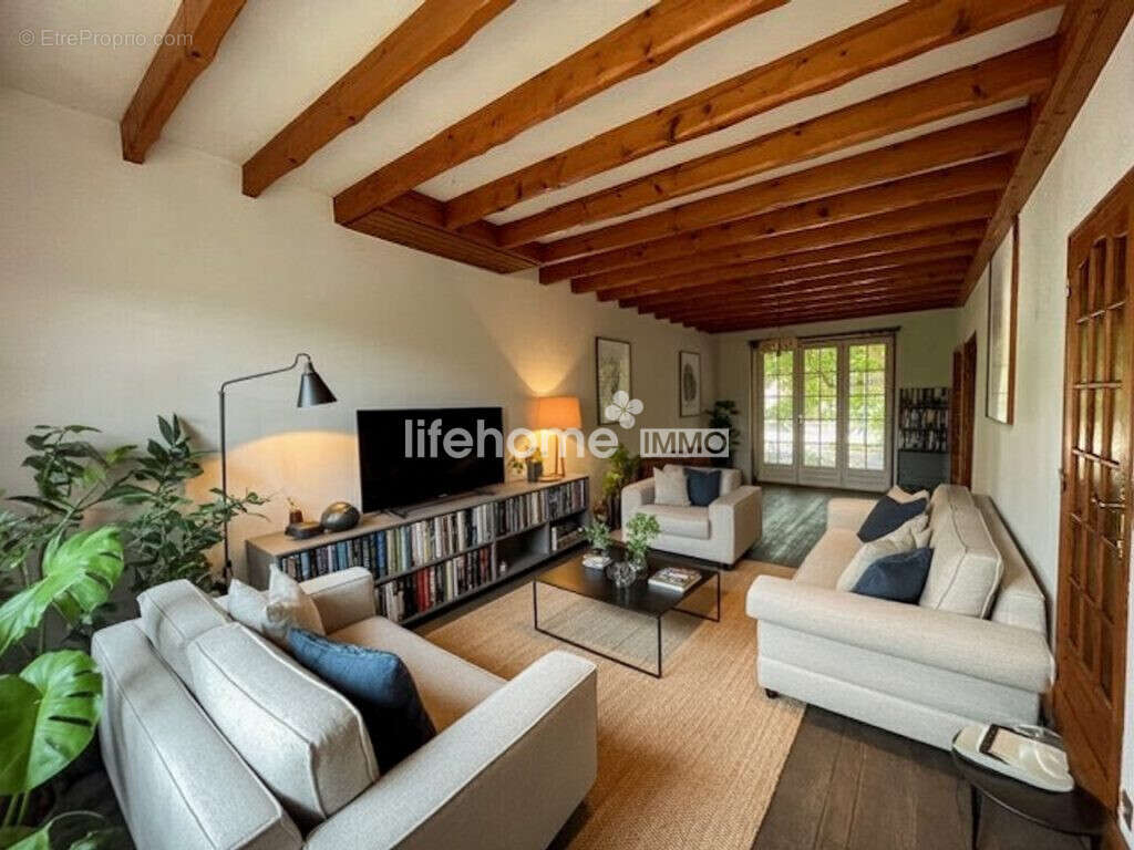 Aménagement possible - Maison à SAINT-MAUR