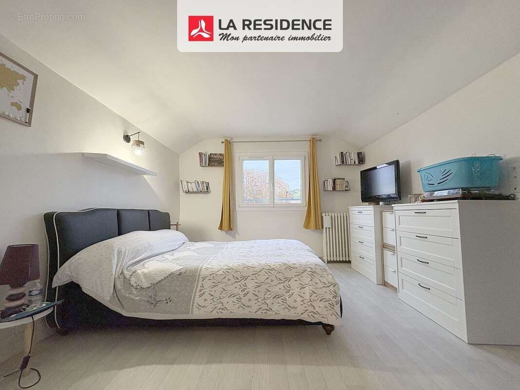 Maison à MONTIGNY-LES-CORMEILLES