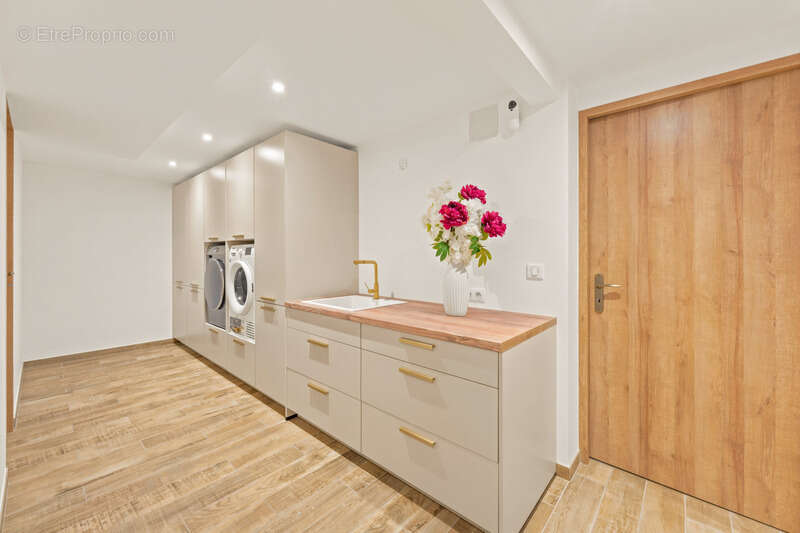 Maison à vendre 7 pièces PREVESSIN MOENS (01) - photo 16