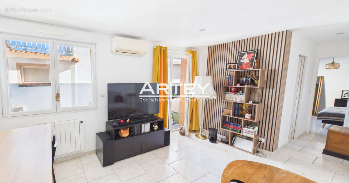 Appartement à CARQUEIRANNE