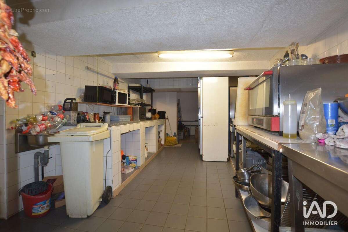 Photo 8 - Commerce à MARCORIGNAN