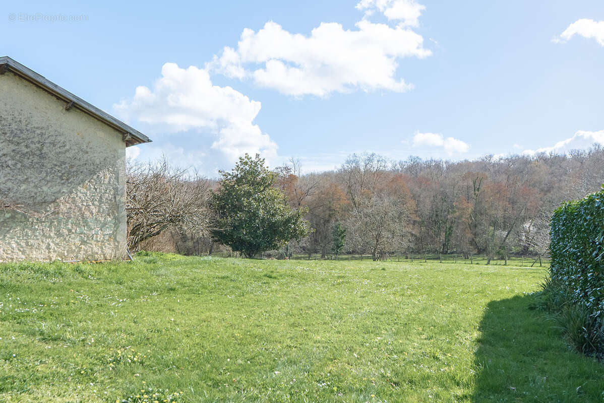 Maison à LATRESNE