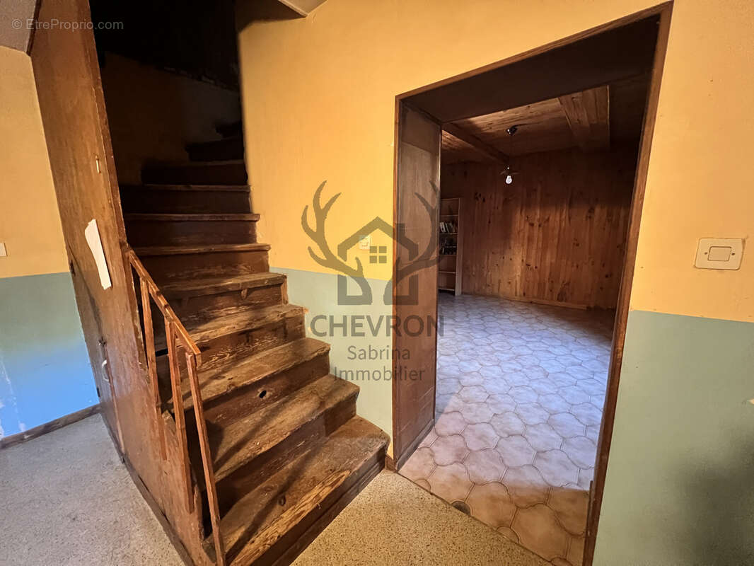 Maison à rénover - 110 m2 - Houldizy - photo 5