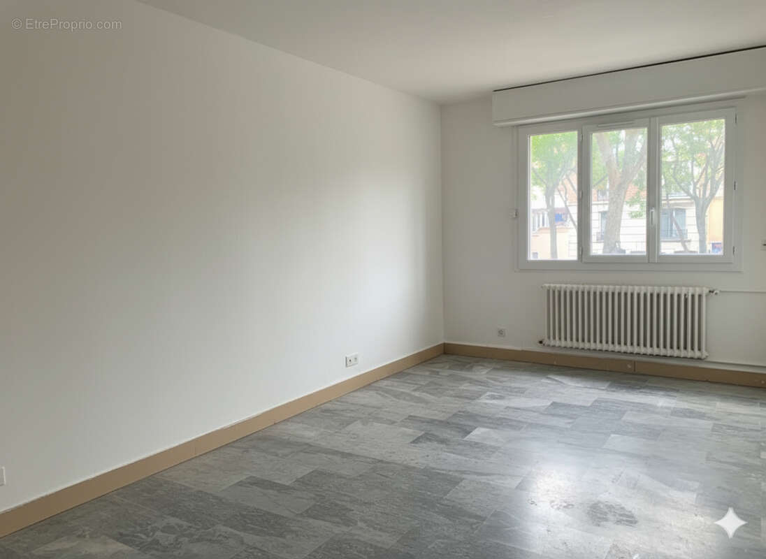 Appartement à PARIS-20E