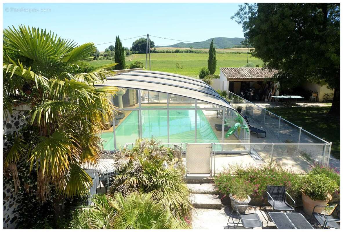 Appartement à CHOMERAC