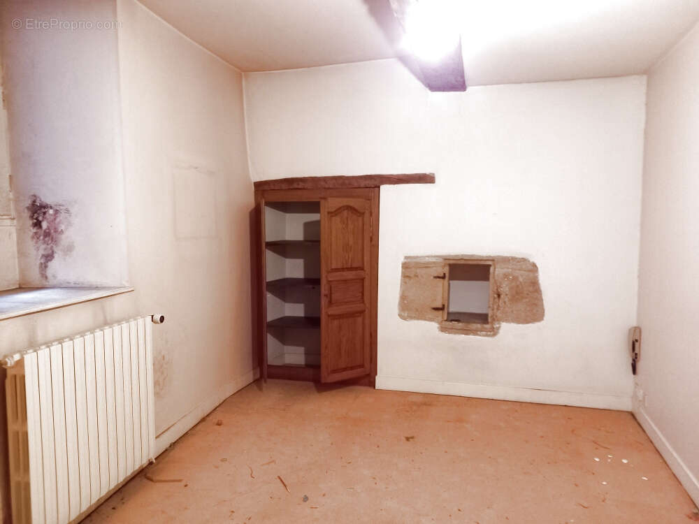 Appartement à ARNAY-LE-DUC