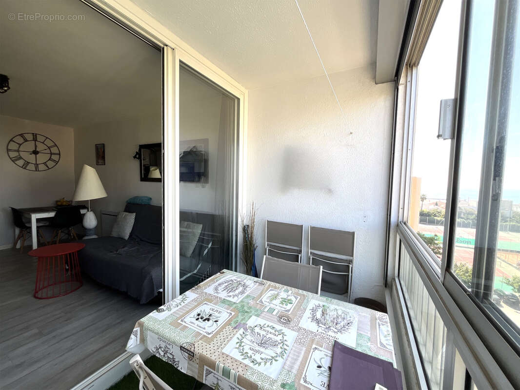 Appartement à MAUGUIO